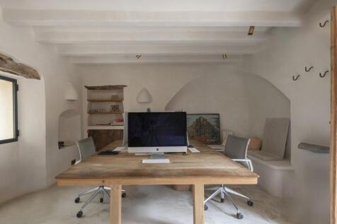 Interior (4)