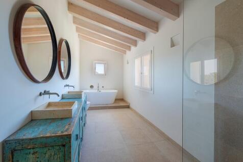 Bathroom (3)