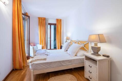 Bedroom (1)
