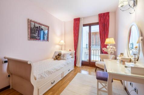 Bedroom (2)