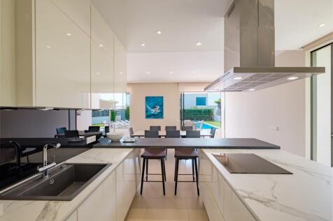 Kitchen (1)