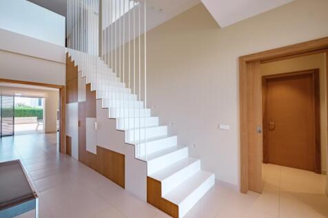 Hall (2)