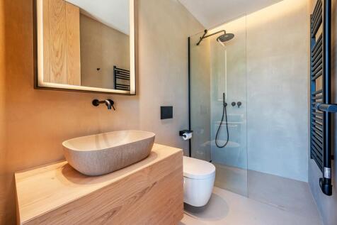 Bathroom (3)