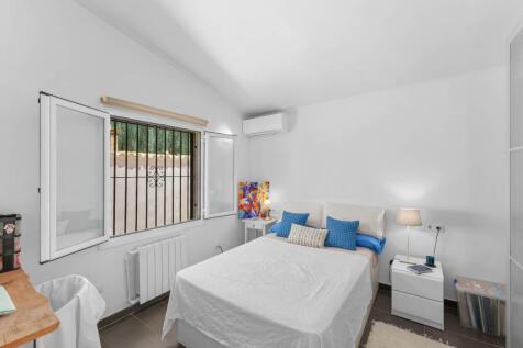 Bedroom (3)