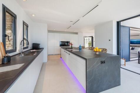 Kitchen (3)