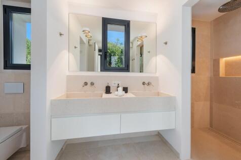 Bathroom (1)