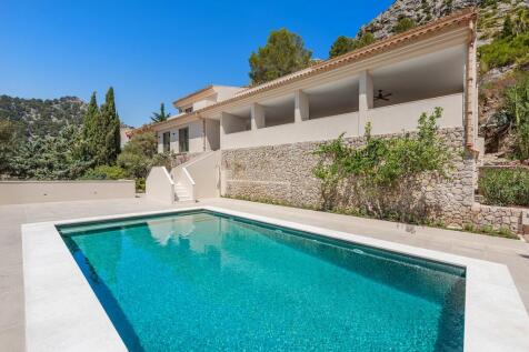 Exterior and Pool (2