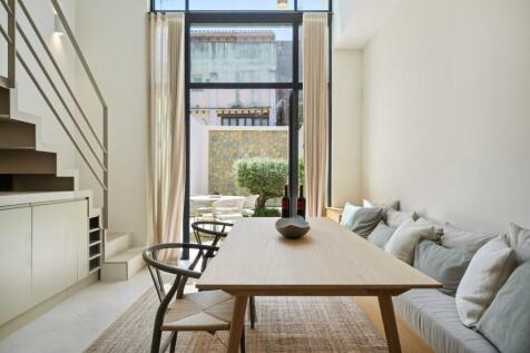 Dining (1)