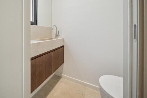 Bathroom (2)