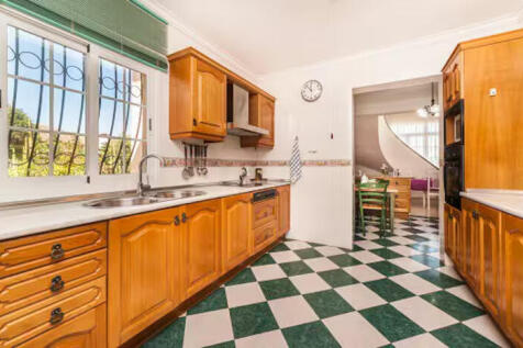 kitchen (2)