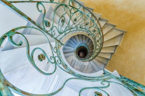 Spiral Staircase