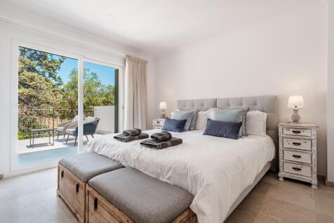 Bedroom (1)
