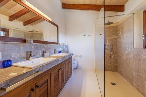 Bathroom (2)