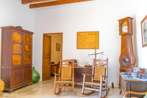 Interior (6)