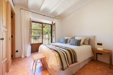 Bedroom (3)