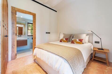 Bedroom (7)