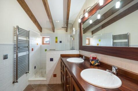 Bathroom (1)