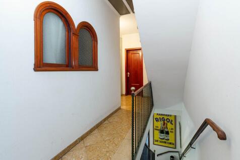 Hall (1)
