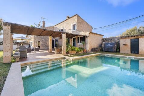 Exterior and Pool (2
