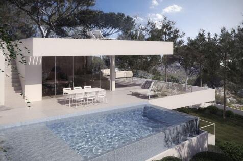 Exterior and Pool