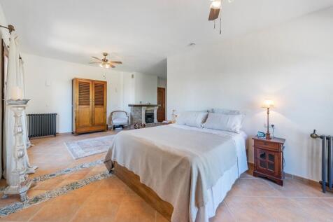 Bedroom (6)