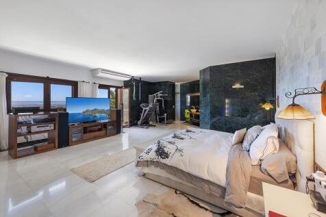 Bedroom (3)