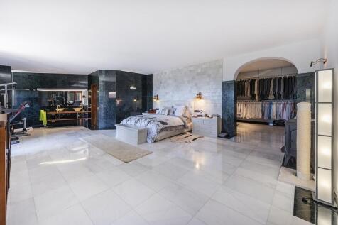Bedroom (2)
