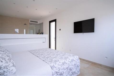 Bedroom (1)