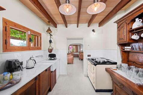 Kitchen (2)