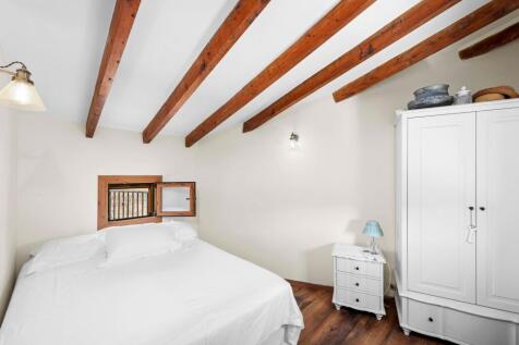 Bedroom (2)