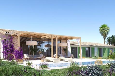 Pool and Exterior (2