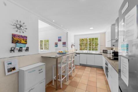 Kitchen (2)