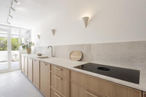 Kitchen (1)