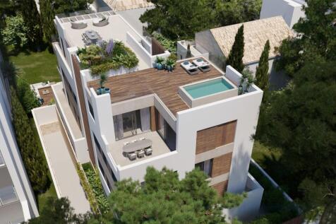 Facade aerial