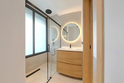 1A Bathroom 2