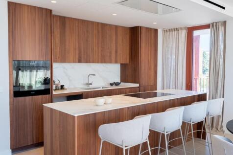 Kitchen (2)