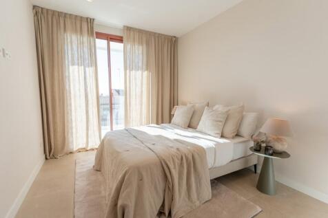 Bedroom (6)