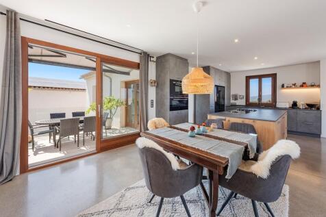Dinning room (2)