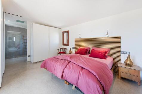 Bedroom (4)