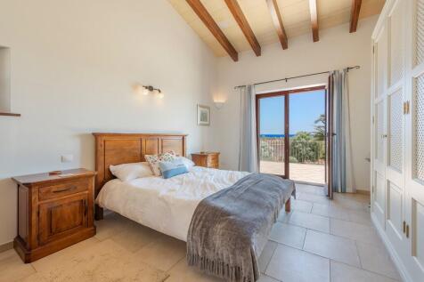 Bedroom (1)