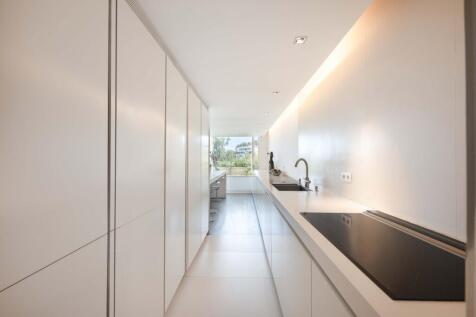 Kitchen (2)
