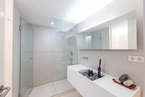 Bathroom (1)