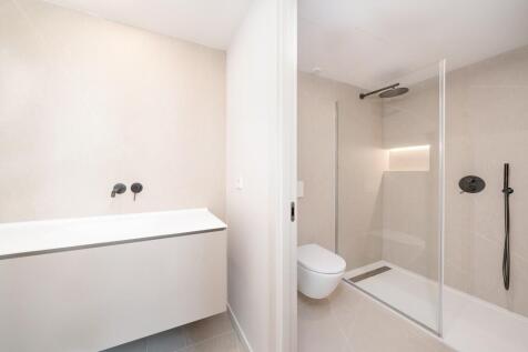 Bathroom (1)