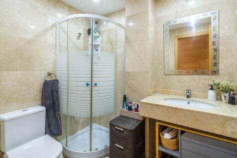 Bathroom (2)