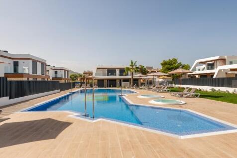 Community Pool (3)