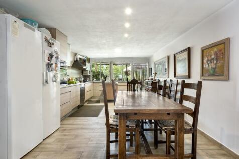 Kitchen-Diner (2)