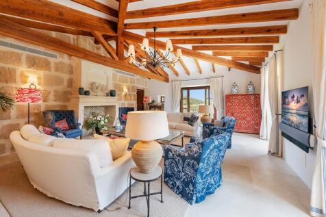 Living room (2)
