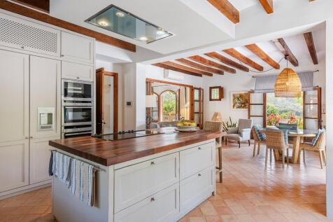 Kitchen (1)