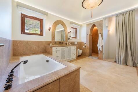 Bathroom (1)
