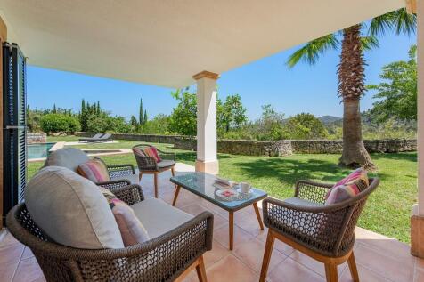Covered Terrace